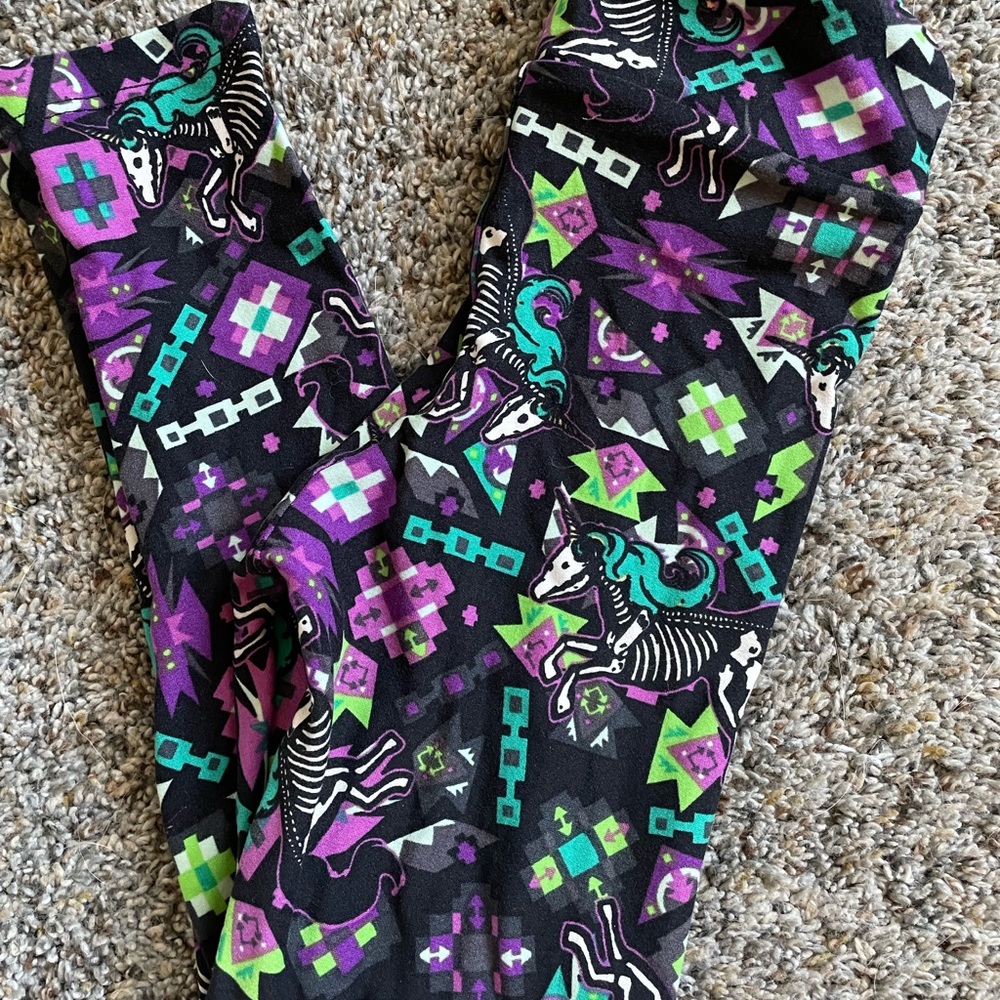 Kids S/M Halloween leggings!